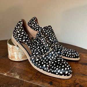 All Black Oxford loafers